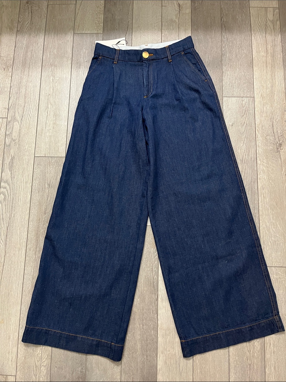 Zara Dark Blue Wide-Leg Denim Jeans
Size 2
